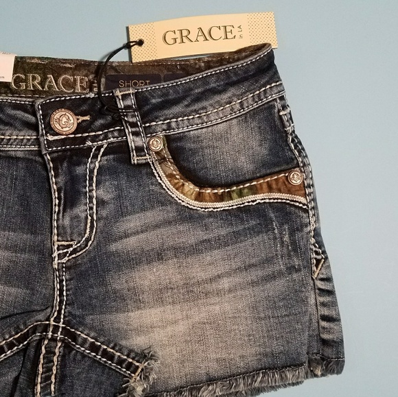 NWT Grace in La Jean Camo Shorts - Picture 5 of 6